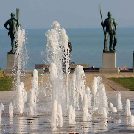 In Balatonfuered/balaton 27839 Apartment