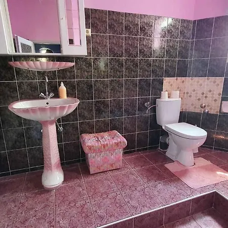 In Balatonfuered/balaton 27839 Apartment *